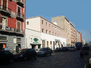 Affittacamere Residenza Partenopea 3*